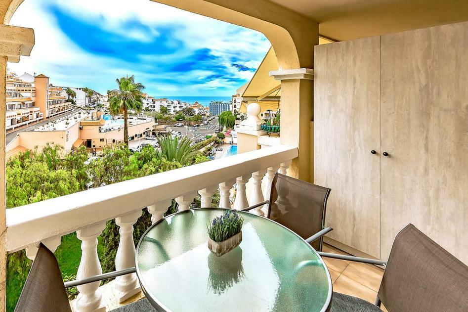 Studio In Los Cristianos Ocean View อาโรนา ภายนอก รูปภาพ